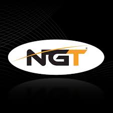 NGT 4+1 Tackle Box - Tackle Box with 4 Bit Boxes